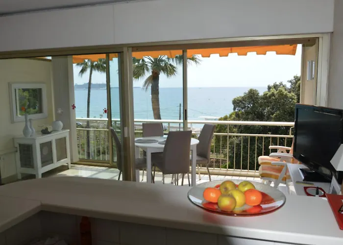 Appartamento Cozy Cocoon With Balcony Close To The Sea Cannes